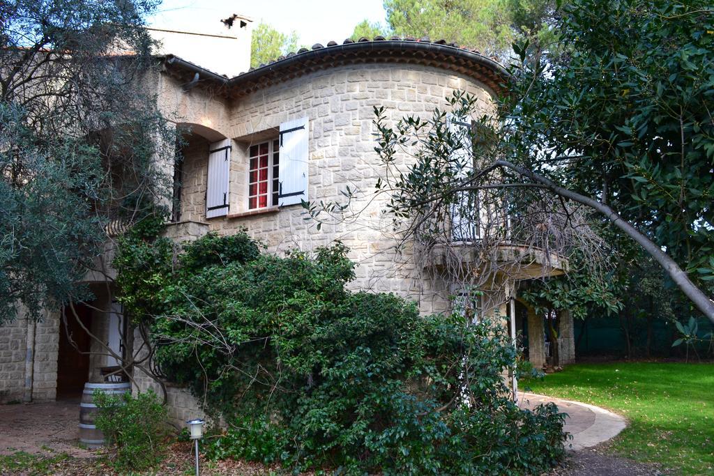 Hôtel Mas Les Filaos  à Carpentras Extérieur photo