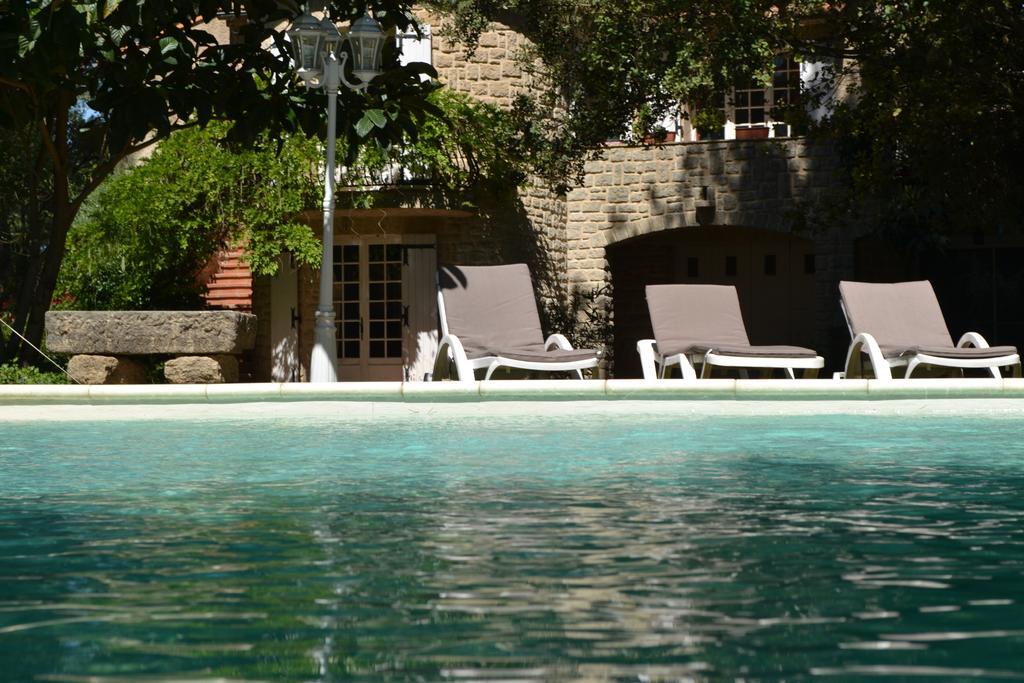 Hôtel Mas Les Filaos  à Carpentras Extérieur photo
