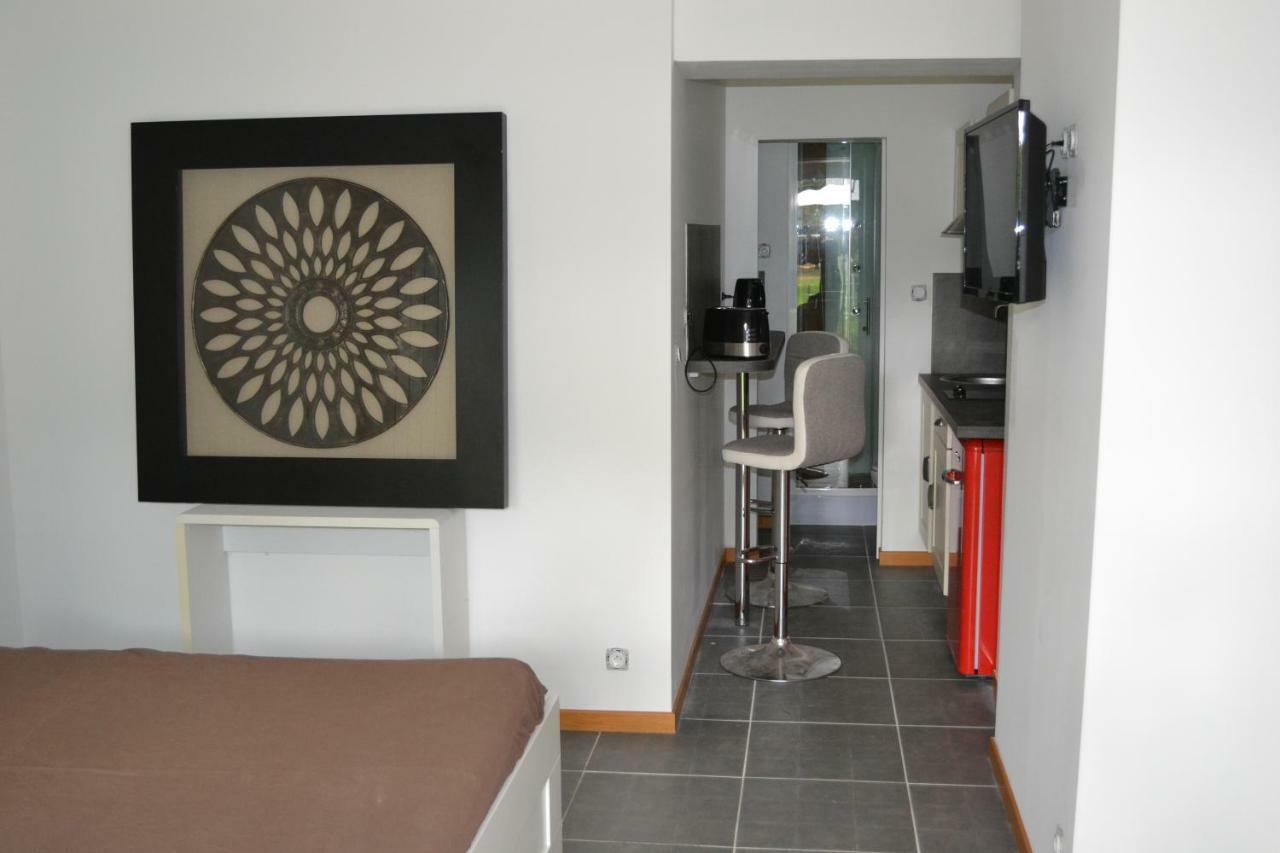 Hôtel Mas Les Filaos  à Carpentras Extérieur photo